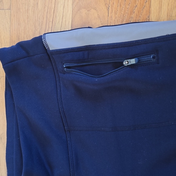 Athleta Navy Street To Summit Fleece Lined Leggings- M - Picture 4 of 9